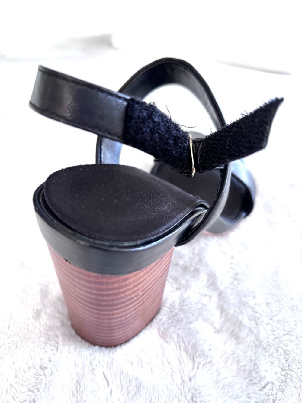 ALDO Black Leather Strappy Block Heel Sandals, Size 6 - Picture 6 of 11